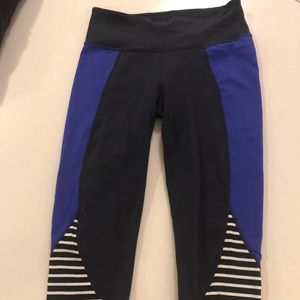 Athleta Cropped Leggings